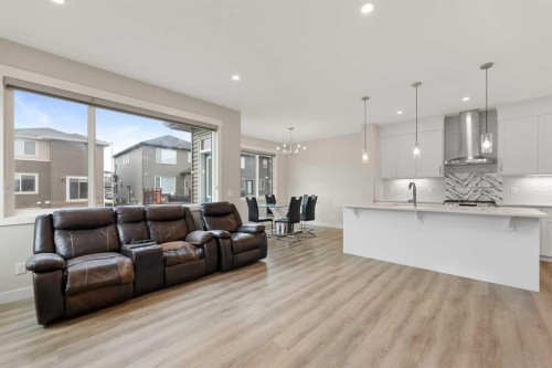 7 Corner Glen Common Ne, Calgary, AB - Indoor