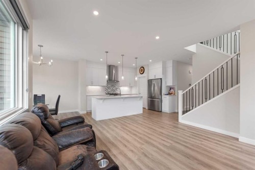 7 Corner Glen Common Ne, Calgary, AB - Indoor