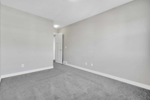 307 Skyview Ranch Grove Ne, Calgary, AB - Indoor Photo Showing Other Room