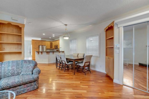 2834 Parkdale Boulevard Nw, Calgary, AB - Indoor