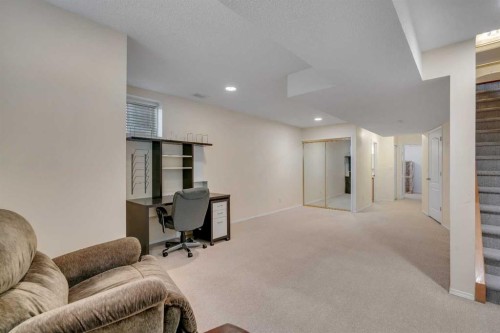 2834 Parkdale Boulevard Nw, Calgary, AB - Indoor