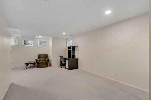 2834 Parkdale Boulevard Nw, Calgary, AB - Indoor