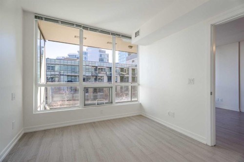 301-128 2 Street Sw, Calgary, AB - Indoor Photo Showing Other Room