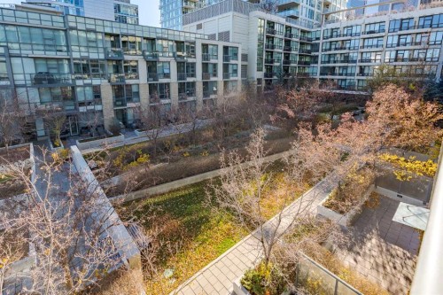 301-128 2 Street Sw, Calgary, AB - Outdoor