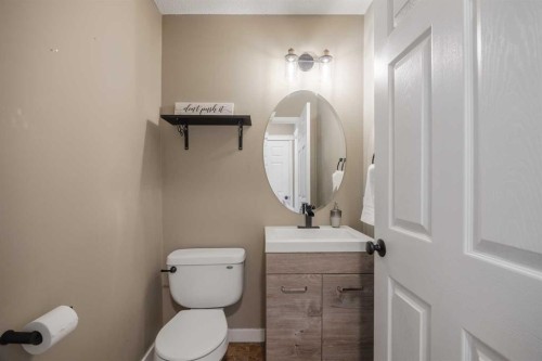 177 Silverado Range View Sw, Calgary, AB - Indoor Photo Showing Bathroom