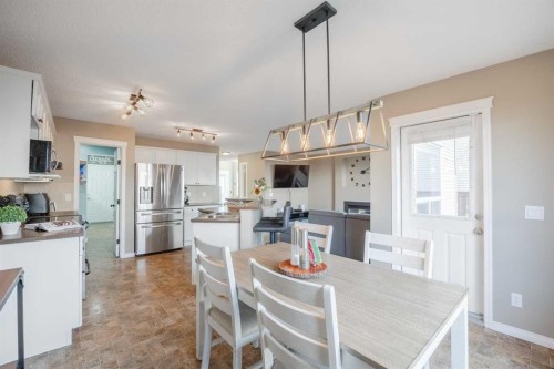 177 Silverado Range View Sw, Calgary, AB - Indoor Photo Showing Other Room