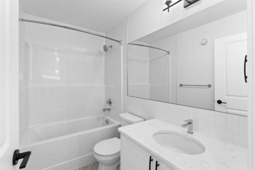 231 Vista Road, Crossfield, AB - Indoor Photo Showing Bathroom