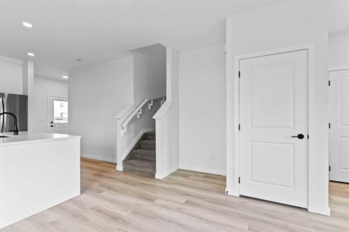 231 Vista Road, Crossfield, AB - Indoor Photo Showing Kitchen