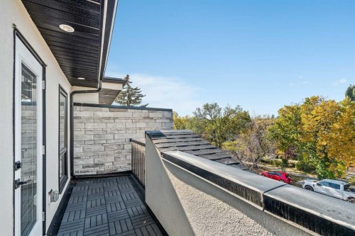 720 15 Street Nw, Calgary, AB - Outdoor With Balcony