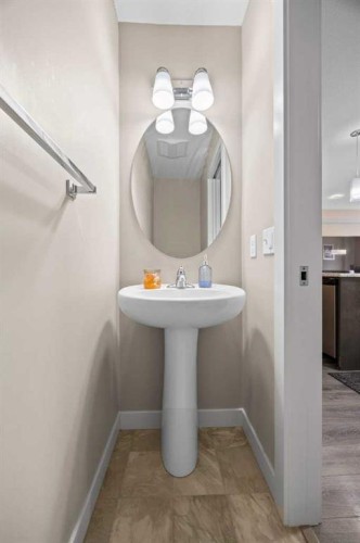 722 Redstone View Ne, Calgary, AB - Indoor Photo Showing Bathroom