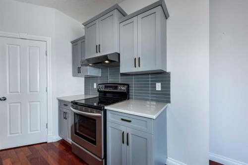 66 Wentworth Road Sw, Calgary, AB - Indoor Photo Showing Kitchen