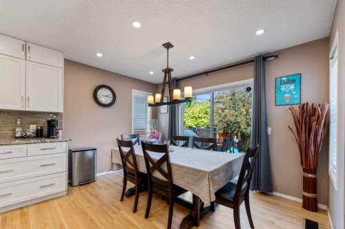 182 Tuscany Ravine Road Nw, Calgary, AB - Indoor Photo Showing Dining Room