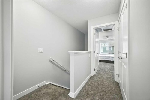 908 Sage Hill Grove Nw, Calgary, AB - Indoor Photo Showing Other Room