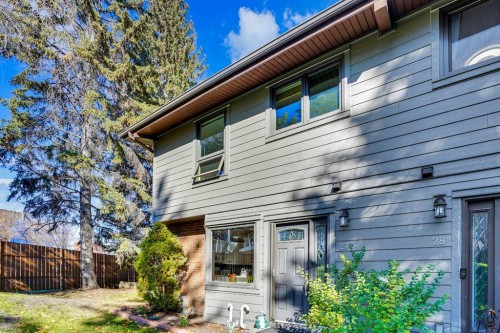 27-10910 Bonaventure Drive Se, Calgary, AB - Outdoor