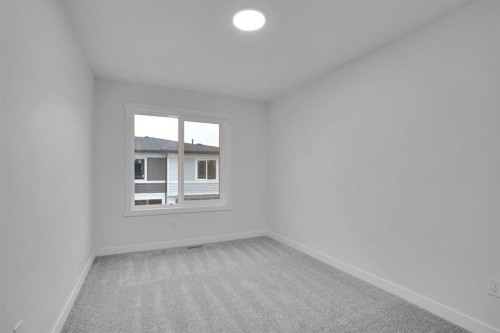 186 Belmont Street Sw, Calgary, AB - Indoor Photo Showing Other Room