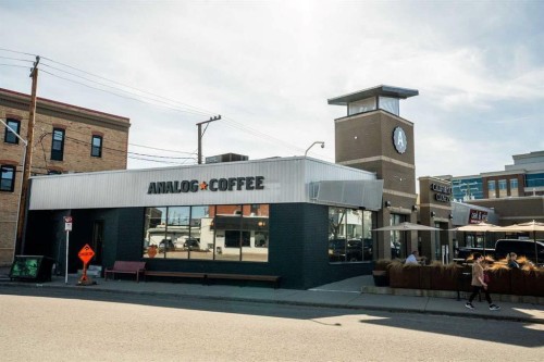 301-1414 17 Street Se, Calgary, AB - Outdoor