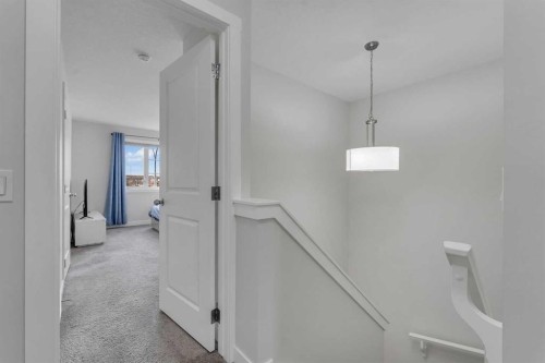 10 Midtown Boulevard Sw, Airdrie, AB - Indoor Photo Showing Other Room