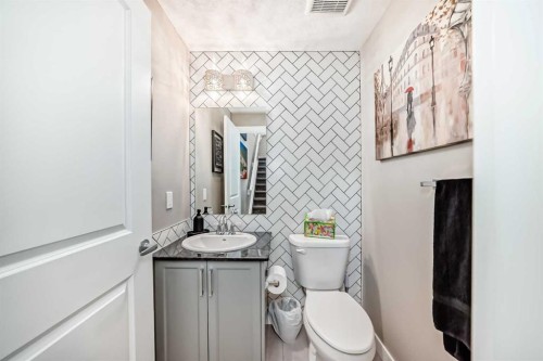 1362 Legacy Circle Se, Calgary, AB - Indoor Photo Showing Bathroom