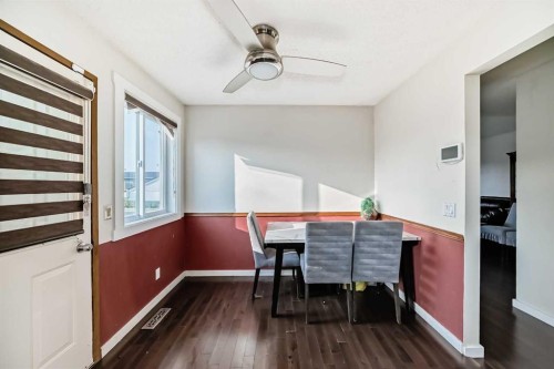 11 Martinwood Road Ne, Calgary, AB - Indoor