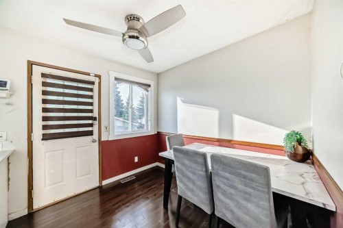 11 Martinwood Road Ne, Calgary, AB - Indoor