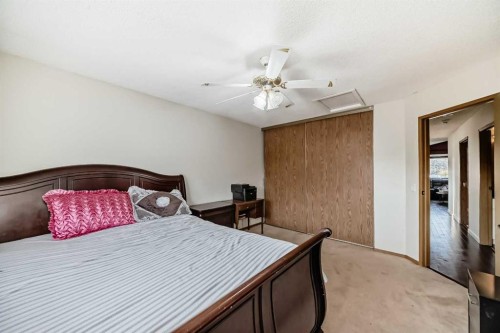 11 Martinwood Road Ne, Calgary, AB - Indoor Photo Showing Bedroom