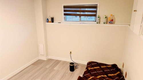 11 Martinwood Road Ne, Calgary, AB - Indoor