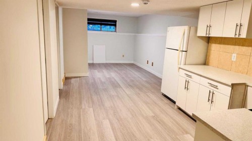 11 Martinwood Road Ne, Calgary, AB - Indoor