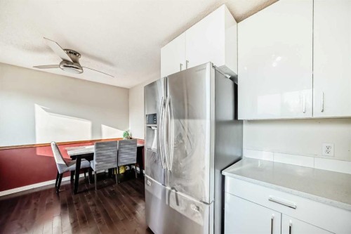 11 Martinwood Road Ne, Calgary, AB - Indoor
