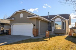 21 Citadel Drive NW Calgary, AB T3G 3X7