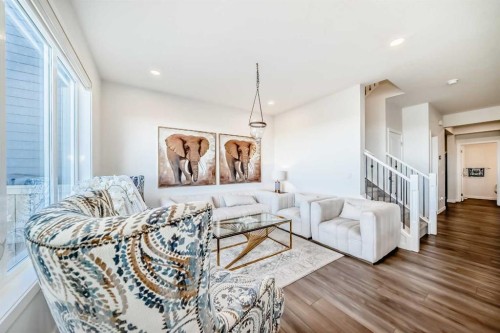 82 Magnolia Court Se, Calgary, AB - Indoor