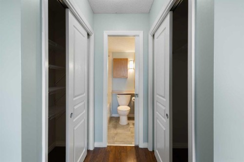 213-5115 Richard Road Sw, Calgary, AB - Indoor