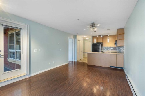 213-5115 Richard Road Sw, Calgary, AB - Indoor Photo Showing Other Room