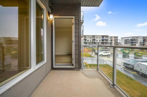 212-660 Shawnee Square Sw, Calgary, AB - Outdoor With Exterior