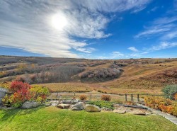 352 Macewan Park View NW Calgary, AB T3K 4G6