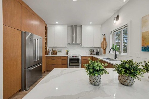 124 Country Hills Gardens Nw, Calgary, AB - Indoor Photo Showing Kitchen With Stainless Steel Kitchen With Upgraded Kitchen