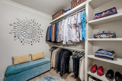 124 Country Hills Gardens Nw, Calgary, AB - Indoor With Storage