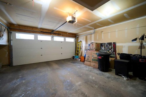 124 Country Hills Gardens Nw, Calgary, AB - Indoor Photo Showing Garage