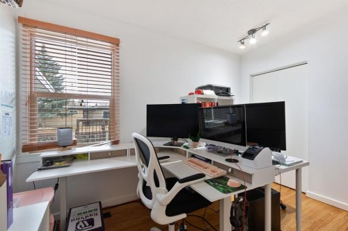 5141 43 Street, Olds, AB - Indoor Photo Showing Office