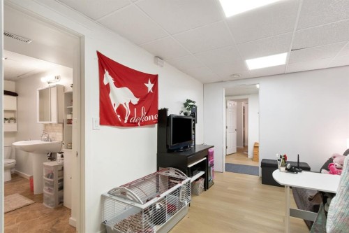 5141 43 Street, Olds, AB - Indoor