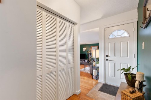 5141 43 Street, Olds, AB - Indoor Photo Showing Other Room