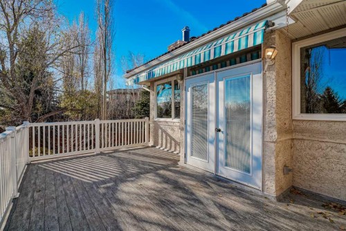 127 Canterbury Court Sw, Calgary, AB - Outdoor With Deck Patio Veranda