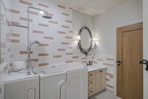 127 Canterbury Court Sw, Calgary, AB - Indoor Photo Showing Laundry Room