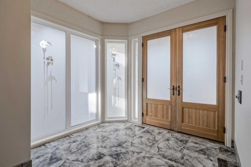 127 Canterbury Court Sw, Calgary, AB - Indoor Photo Showing Other Room