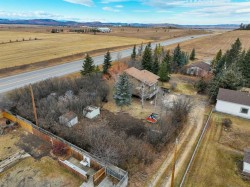 102 1 Avenue  Rural Foothills County, AB T1S 6A3