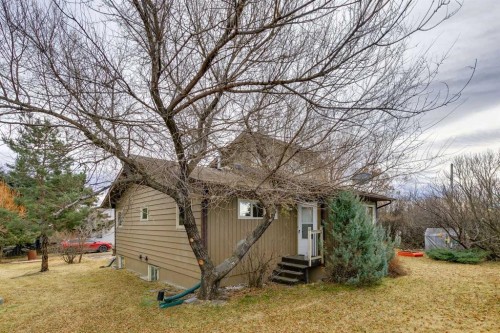 102 1 Avenue, Rural Foothills County, AB - Outdoor