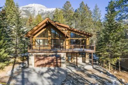 28 Blue Grouse Ridge  Canmore, AB T1W 1L5