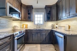 3101-7171 Coach Hill Road SW Calgary, AB T3H 3R7