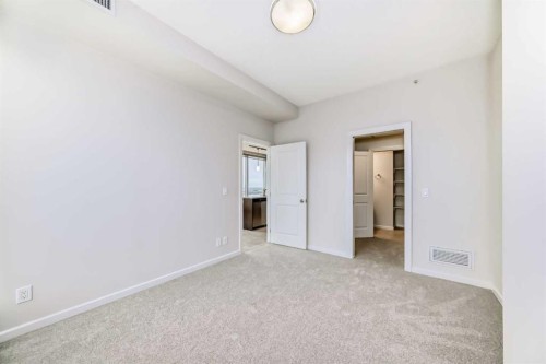 2206-211 13 Avenue Se, Calgary, AB - Indoor Photo Showing Other Room