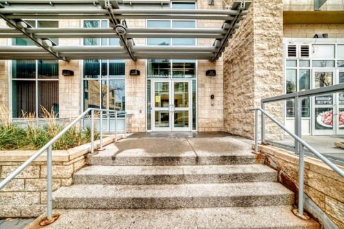 2206-211 13 Avenue Se, Calgary, AB - Outdoor