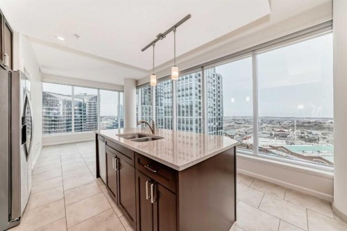 2206-211 13 Avenue Se, Calgary, AB - Indoor Photo Showing Kitchen With Double Sink